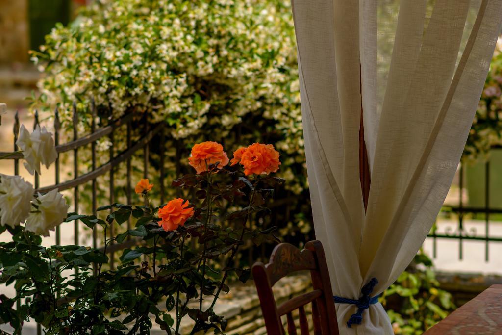 Niriides Hotel Amolianí Luaran gambar