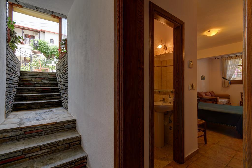 Niriides Hotel Amolianí Luaran gambar