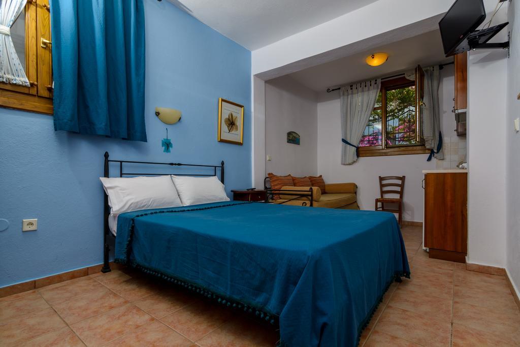 Niriides Hotel Amolianí Luaran gambar