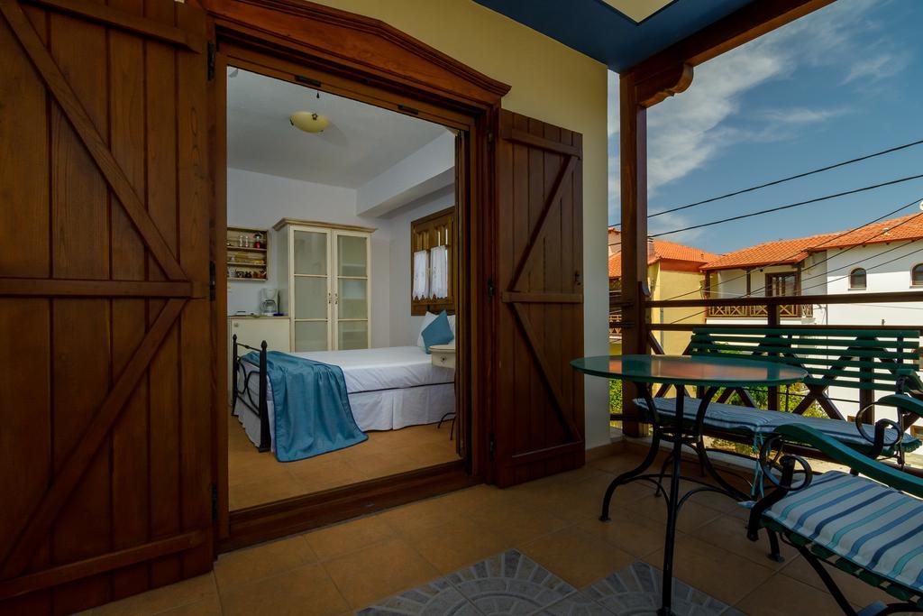 Niriides Hotel Amolianí Luaran gambar