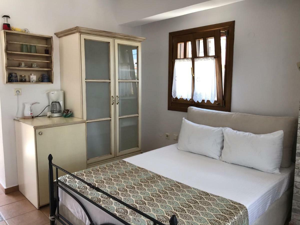 Niriides Hotel Amolianí Luaran gambar